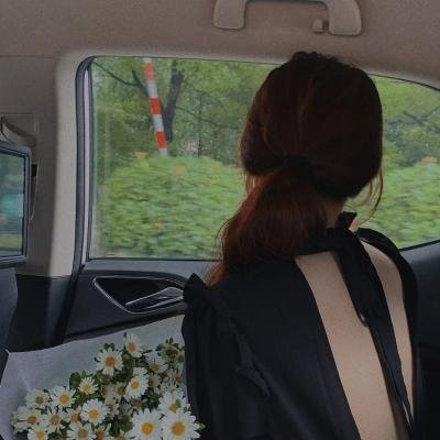 扭曲效应 高清封面